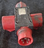 Caseta split 32A-3x32A