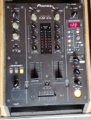 Pupitru DJ CDJ200+DJM400